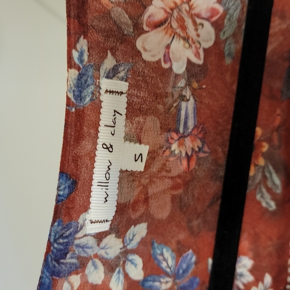 Blouse - Picture 3 of 3